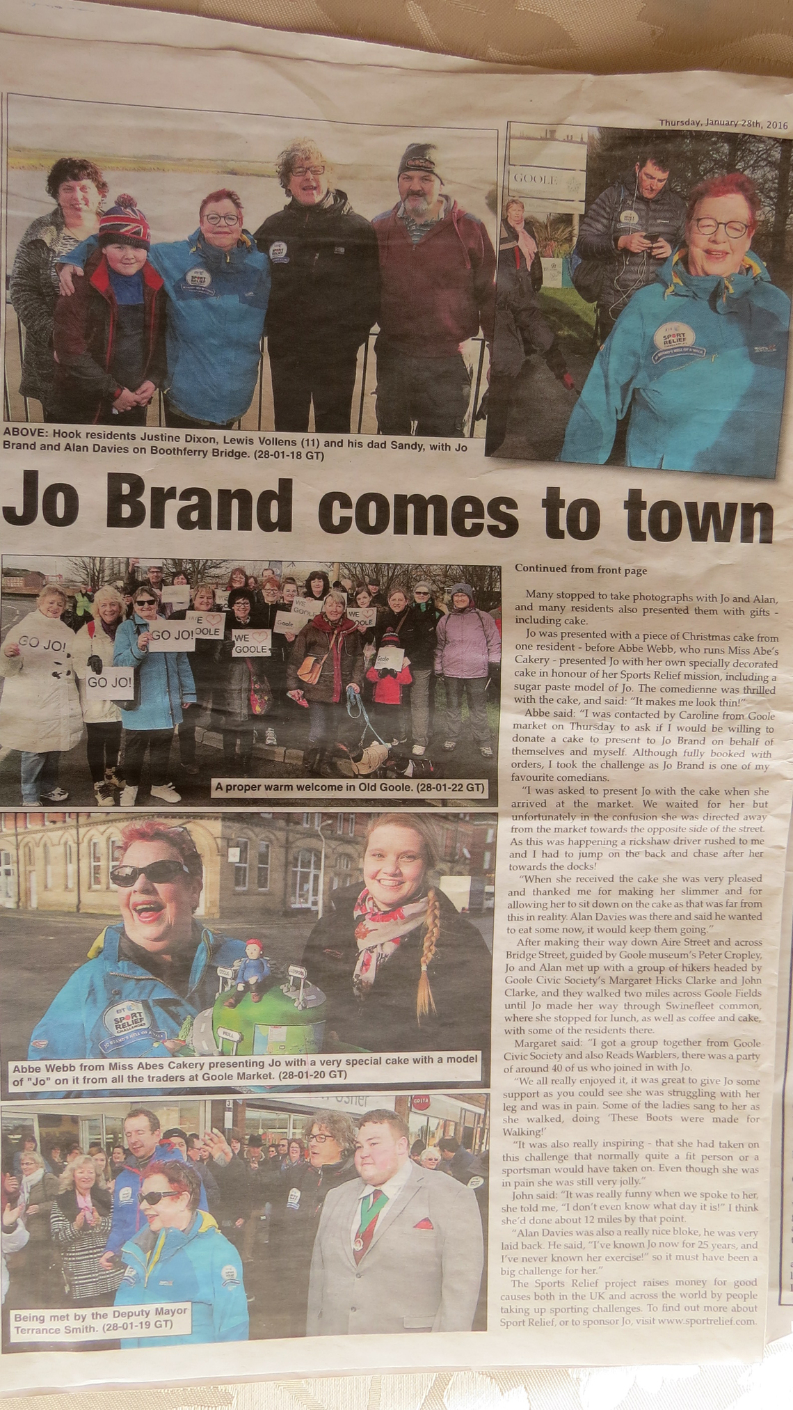 Jo Brand with Goole Civic Society on Sport Relief Hell of a Walk