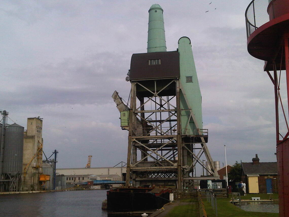 Last remaining compartment boat hoist, Goole